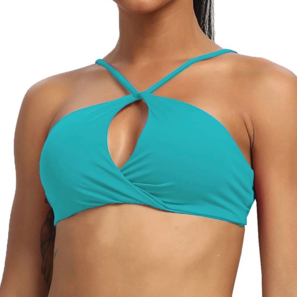Women's sports bra